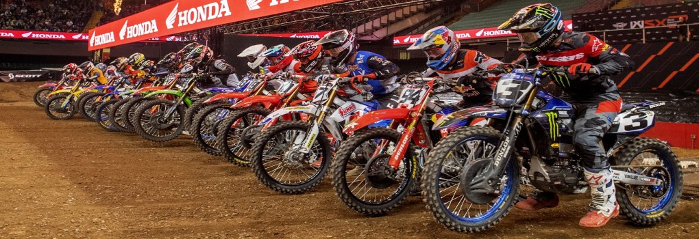 Eli Tomac wins in the opening round of the World Supercross Championship in Cardiff